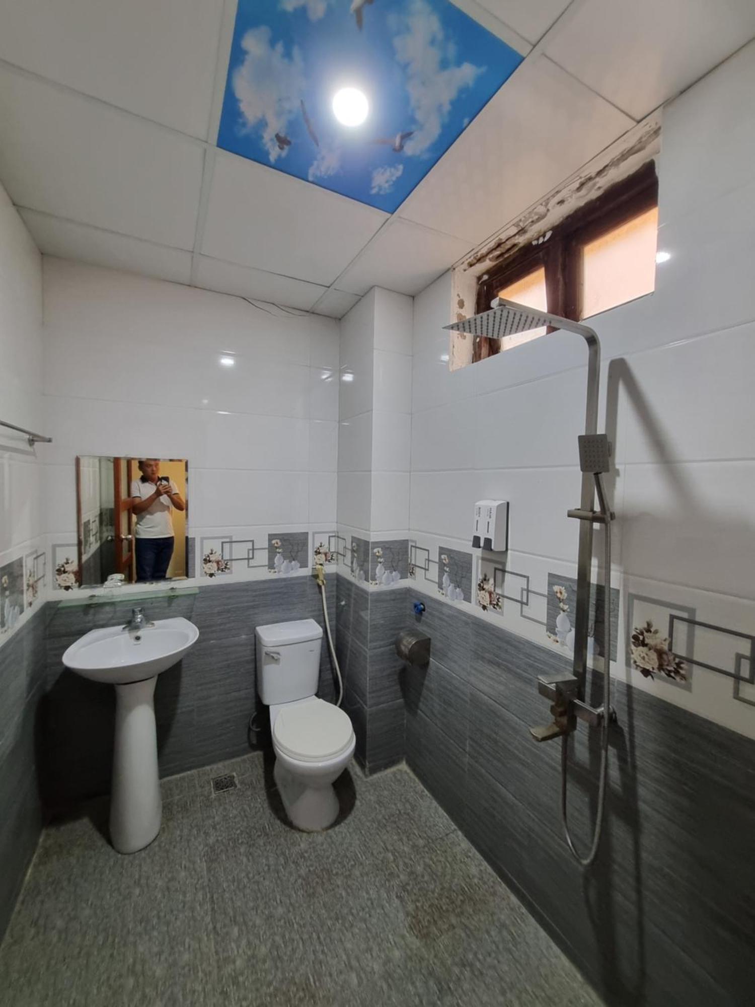 Khach San Vien Dong Hotel Cửa Lò Exterior foto