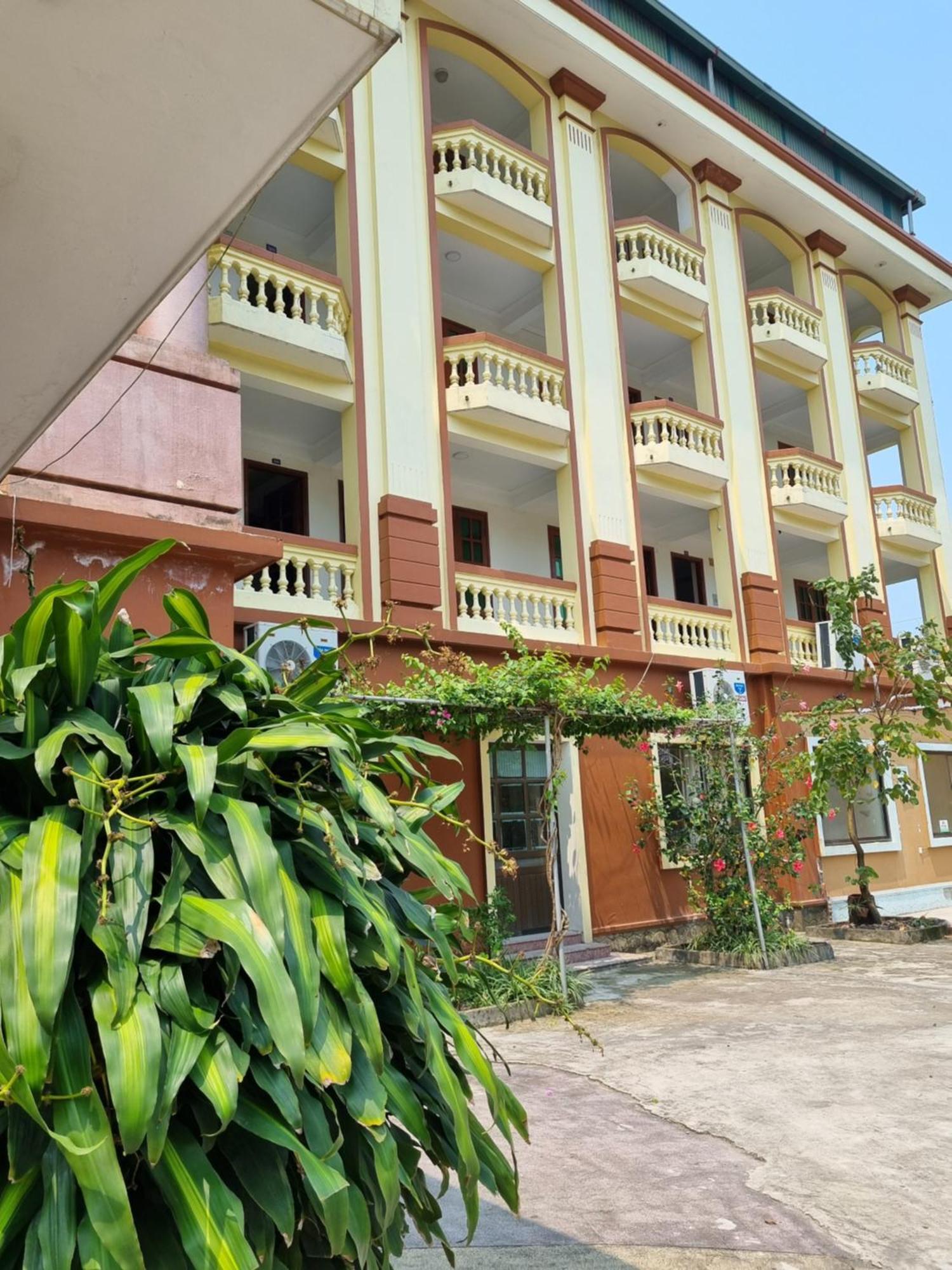 Khach San Vien Dong Hotel Cửa Lò Exterior foto